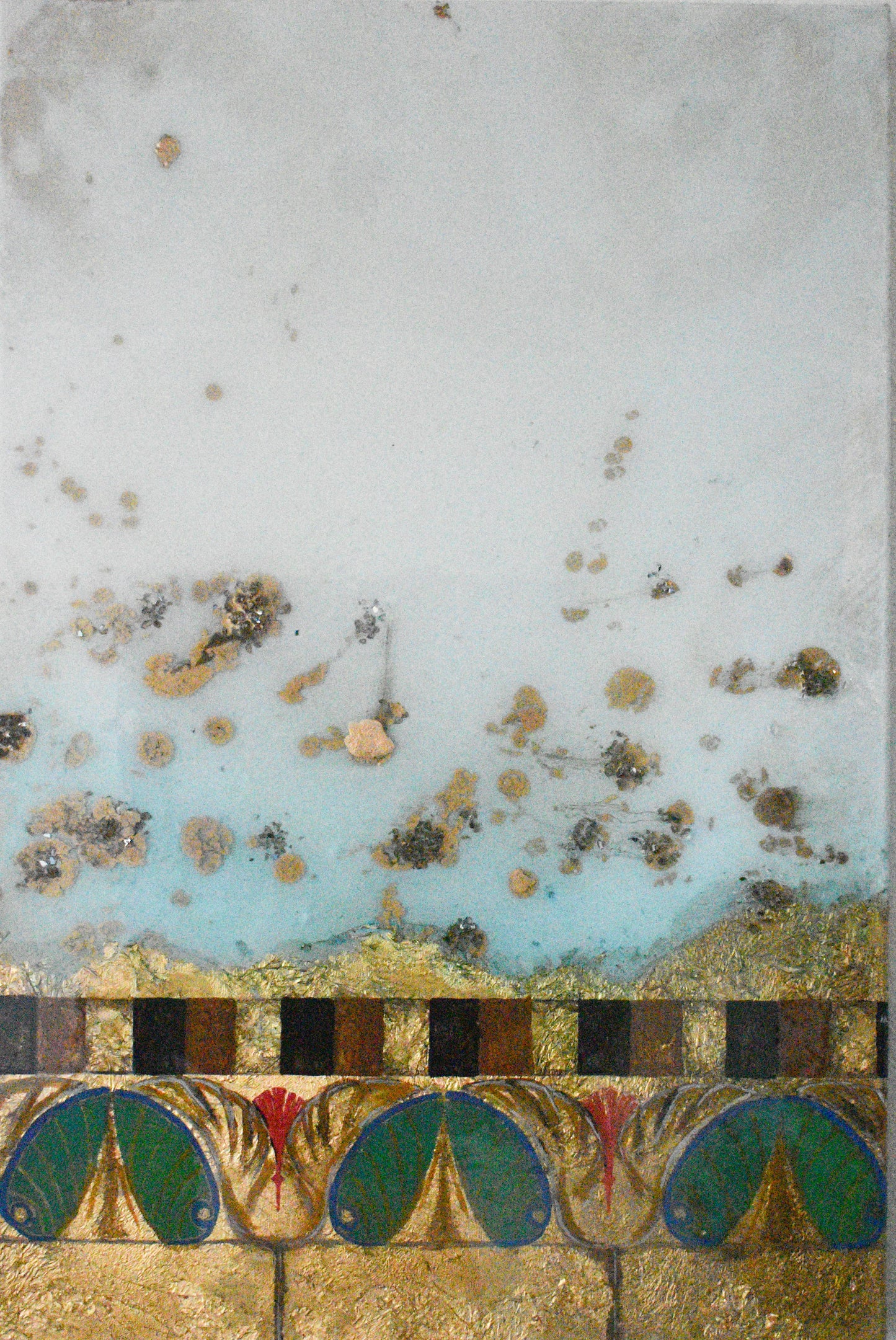 Emilia Barrientos "Entre frisos y nostalgia"